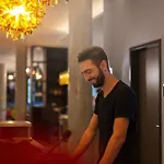 - The Niu, Mood By Ihg