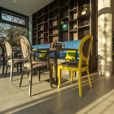 - The Niu, Mood By Ihg Hotel Mohuč