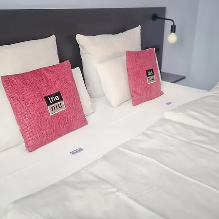 - The Niu, Mood By Ihg ماينتس
