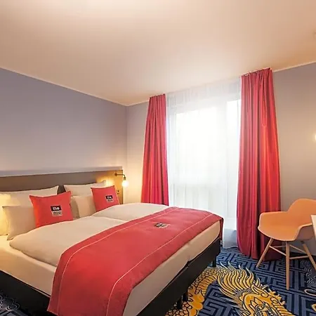 מלון - The Niu, Mood By Ihg מיינץ