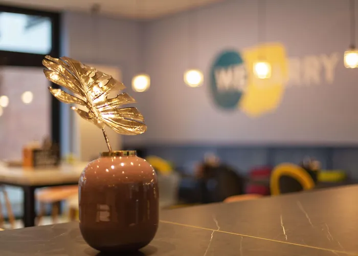 - The Niu, Mood By Ihg Otel Mainz