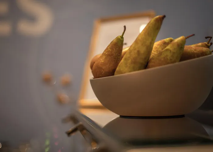 - The Niu, Mood By Ihg Otel