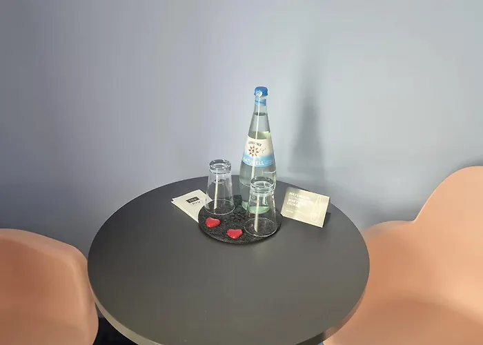 - The Niu, Mood By Ihg Otel Mainz